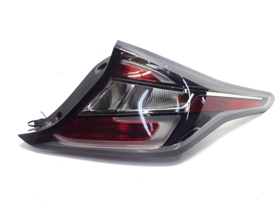 2016-2017-2018-2019 CHEVROLET VOLT REAR PASSENGER SIDE TAIL LIGHT TAIL LAMP 84471797 OEM